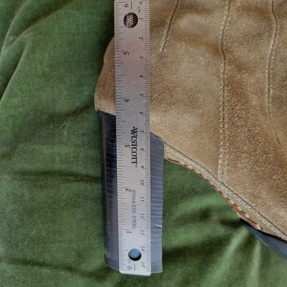 ❌SOLD❌Cole Haan x Nike Air suede block heel boots, khaki green - Picture 8 of 9